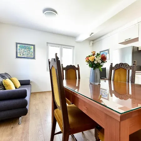 Inka And Comfy * Zadar